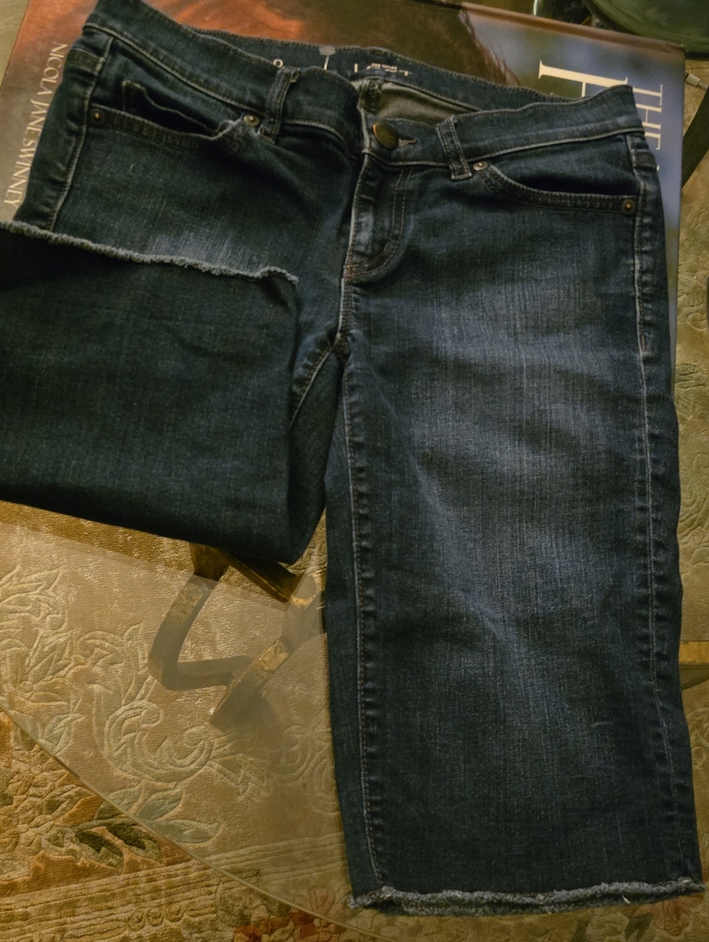 Ann Taylor LOFT Jeans Women's Sz 0 Denim Short Cropped Crop Bermuda Jean Short